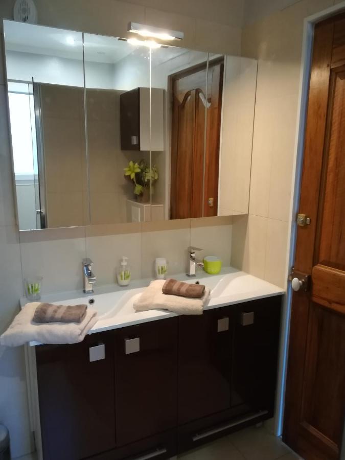 Appartements Dans Villa Privee Avec Piscine, Jardin, Parking Clos, Wifi, Climatisation Мерой Екстериор снимка
