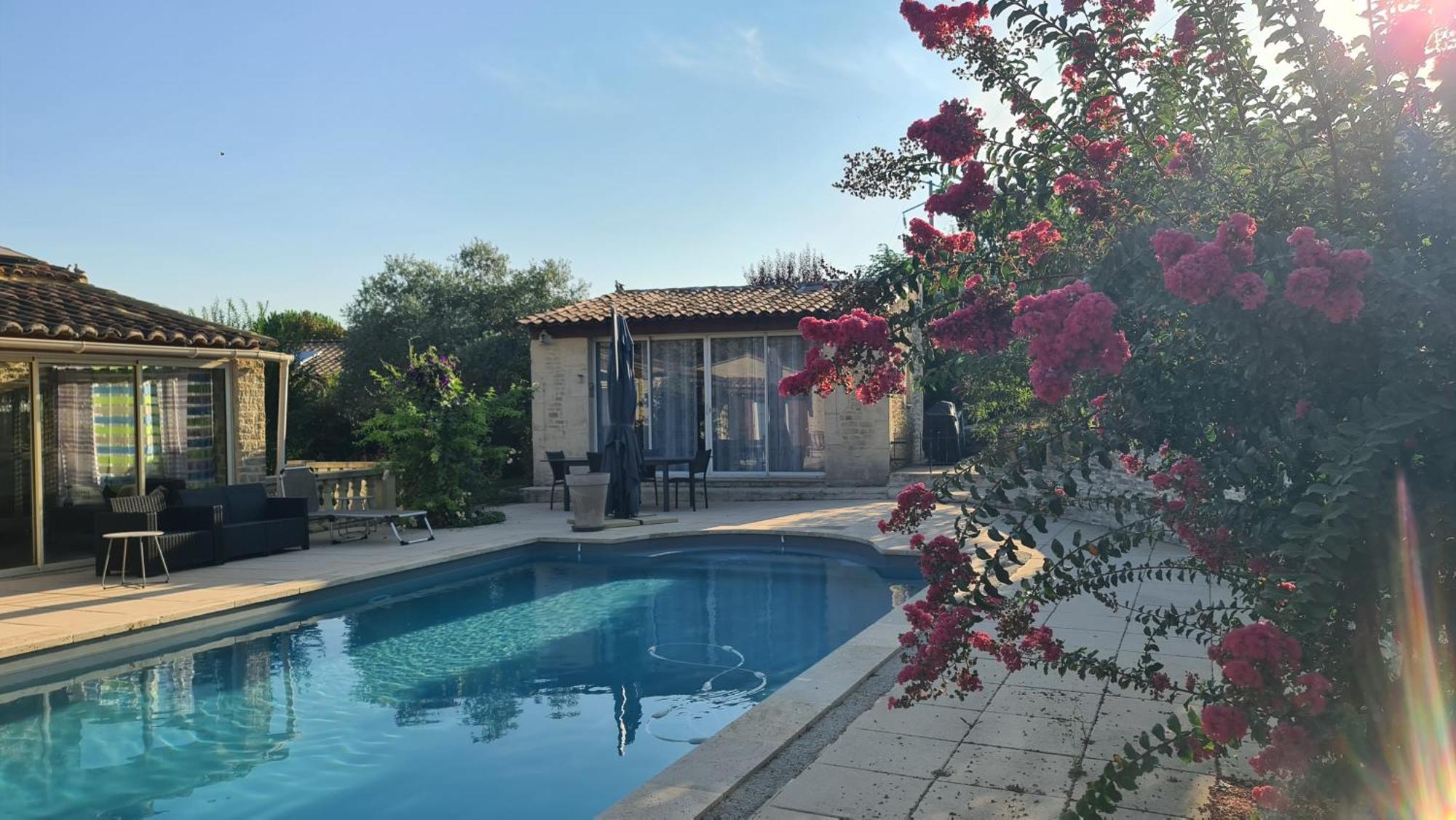 Appartements Dans Villa Privee Avec Piscine, Jardin, Parking Clos, Wifi, Climatisation Мерой Екстериор снимка