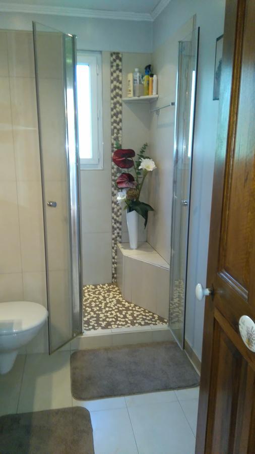 Appartements Dans Villa Privee Avec Piscine, Jardin, Parking Clos, Wifi, Climatisation Мерой Екстериор снимка