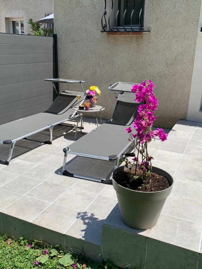Appartements Dans Villa Privee Avec Piscine, Jardin, Parking Clos, Wifi, Climatisation Мерой Екстериор снимка