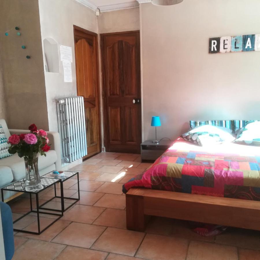 Appartements Dans Villa Privee Avec Piscine, Jardin, Parking Clos, Wifi, Climatisation Мерой Екстериор снимка